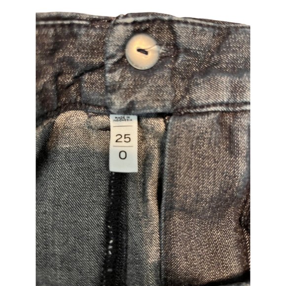 Loft Women’s Dark Denim Shorts Hemmed Size 0 /25 - Picture 4 of 7